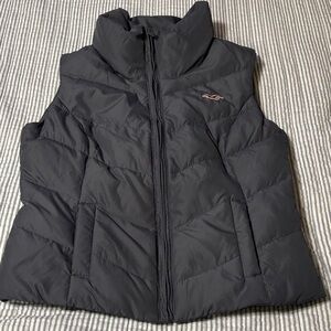 Hollister Puffer Vest